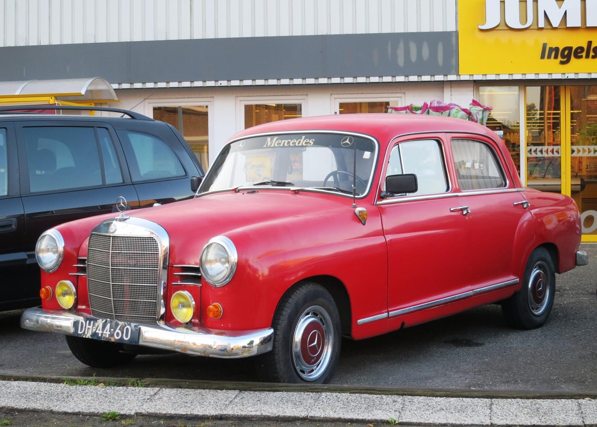 Mercedes Benz w121