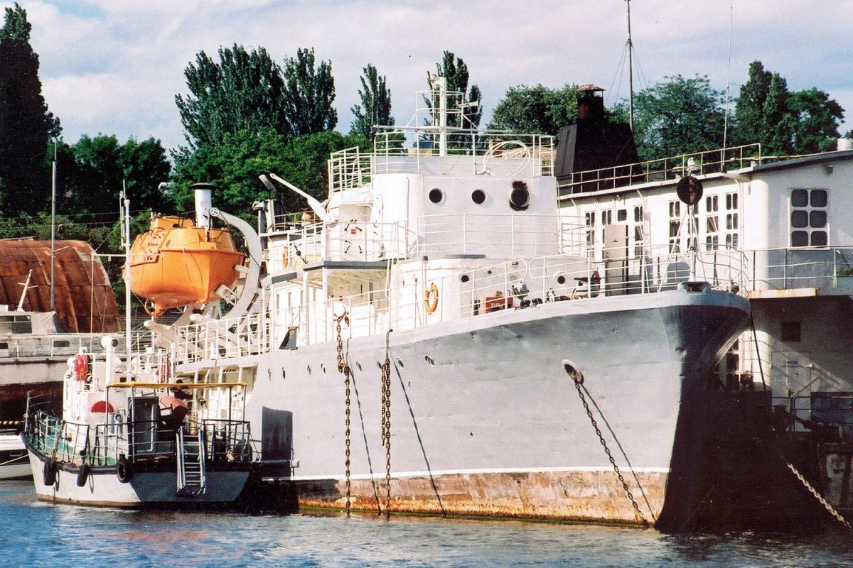 «УТС-2». тральщик «Владимир Трефолев»