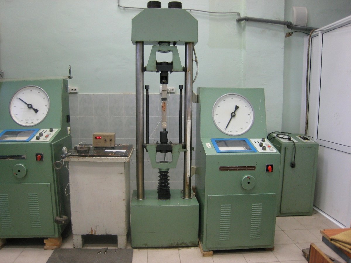 Разрывная машина РМ-250