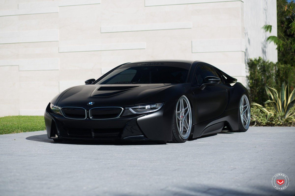 BMW i8 Black Matte