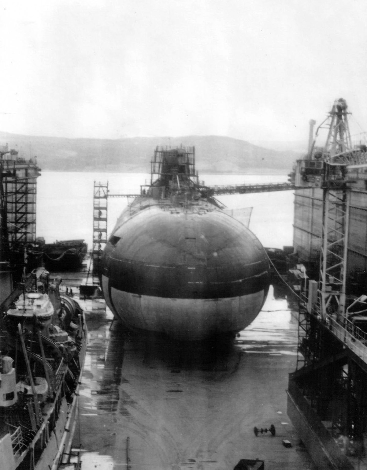 Акула 941 в Сухом доке