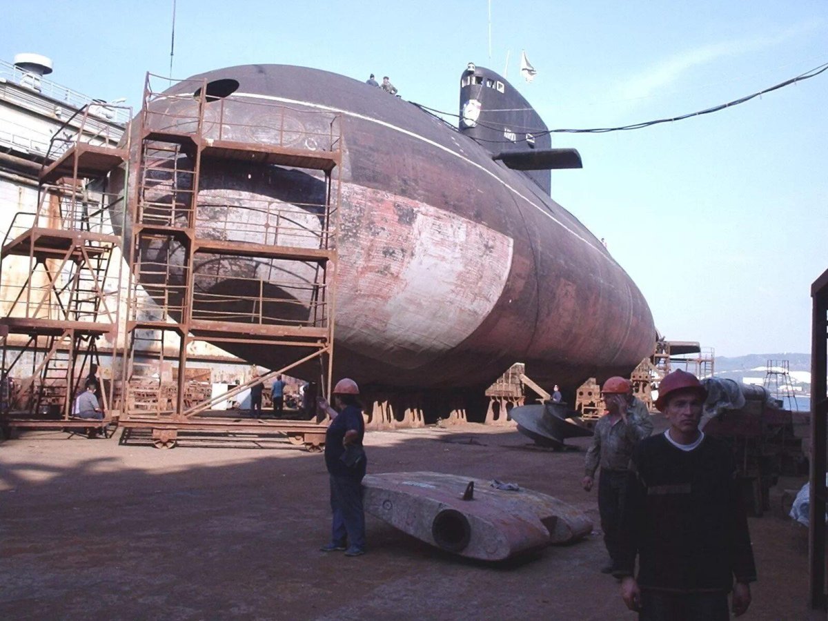 Подводная лодка 877 в АЛРОСА