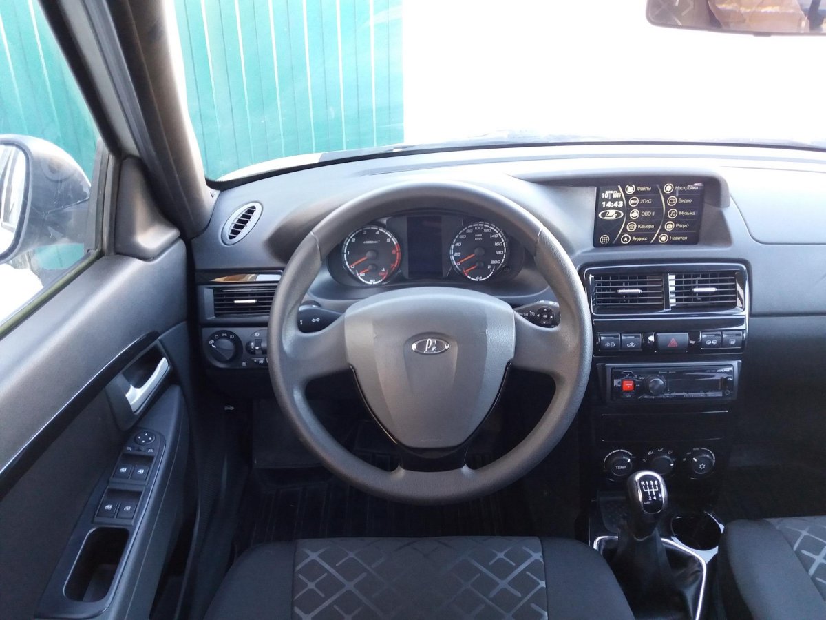 Салон Приора 2 Люкс