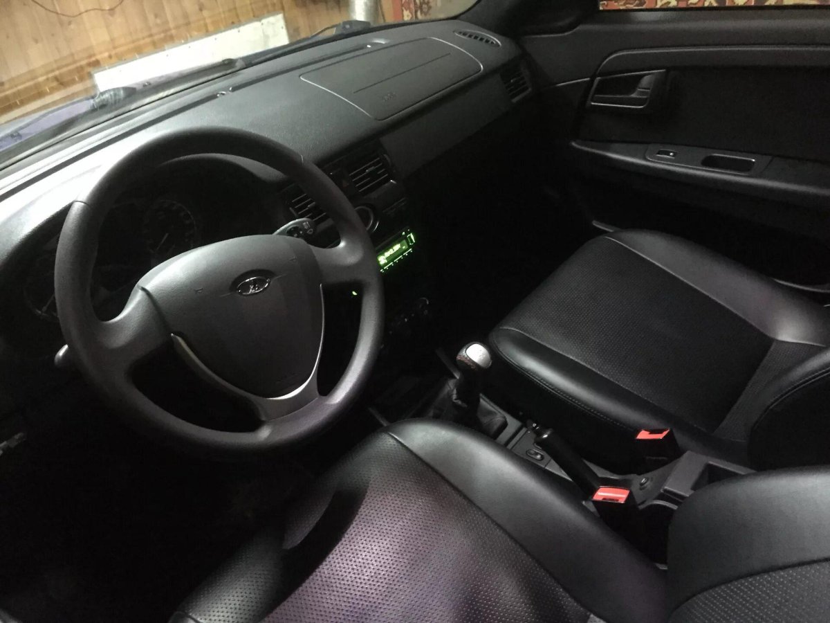 Черный салон Приора 1