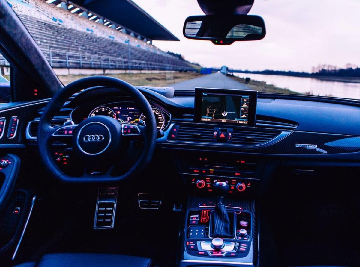 Audi rs6 2017 салон