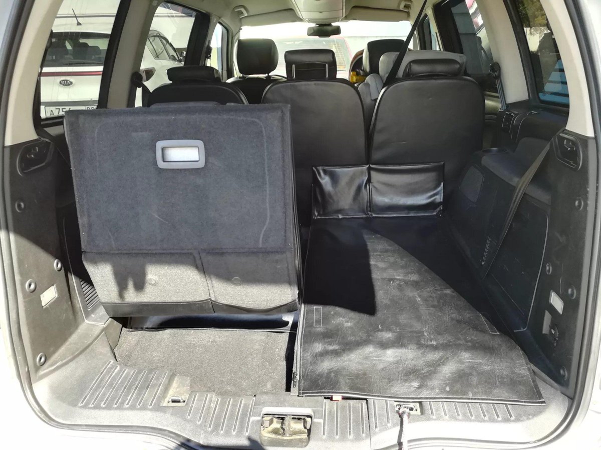 Ford Galaxy 2 багажник