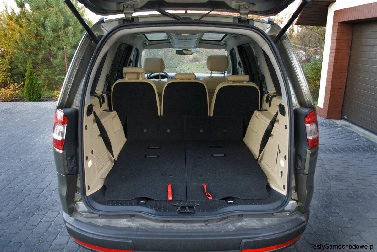 Ford Galaxy 3 ряд багажник