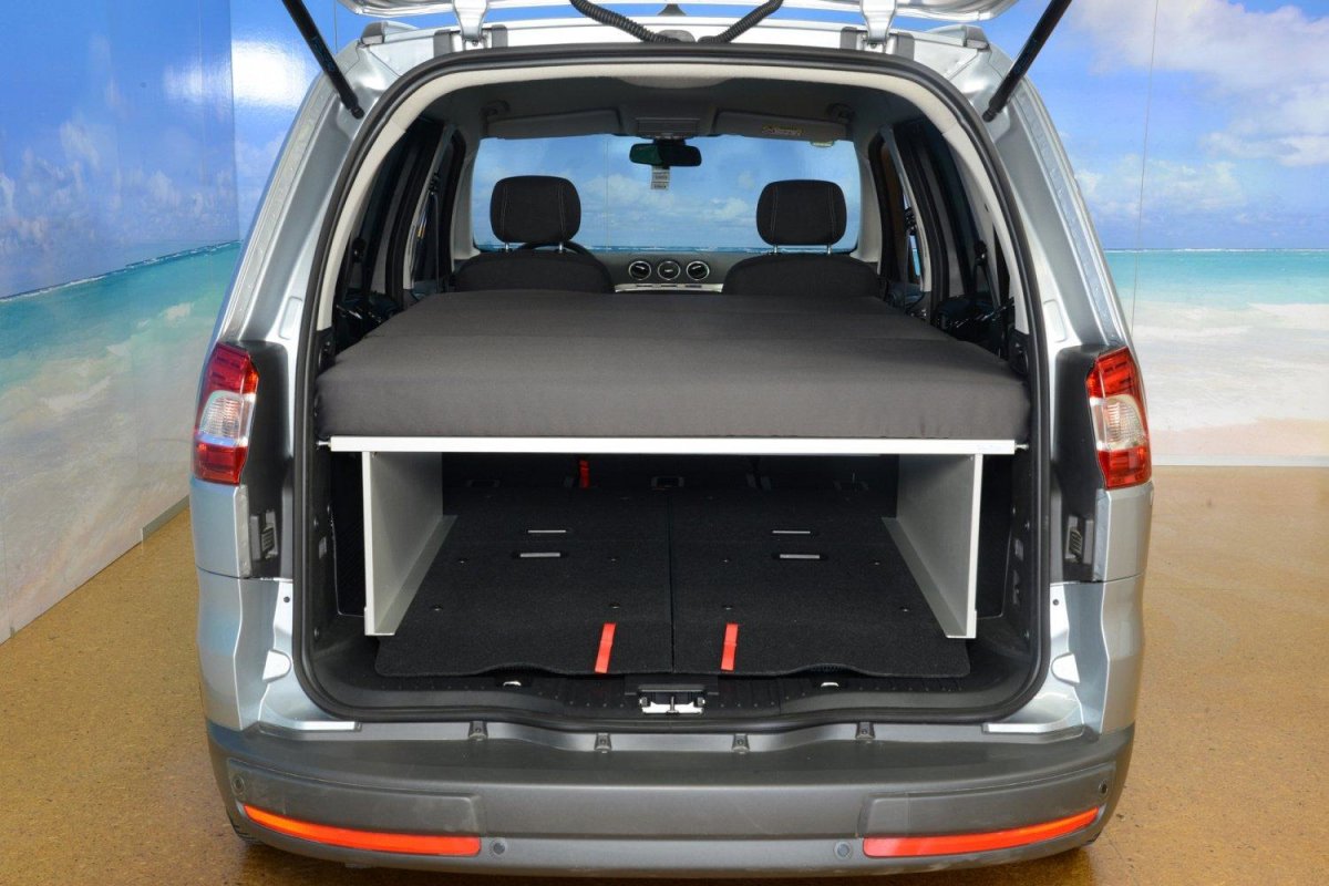 Ford Galaxy 2012 багажник