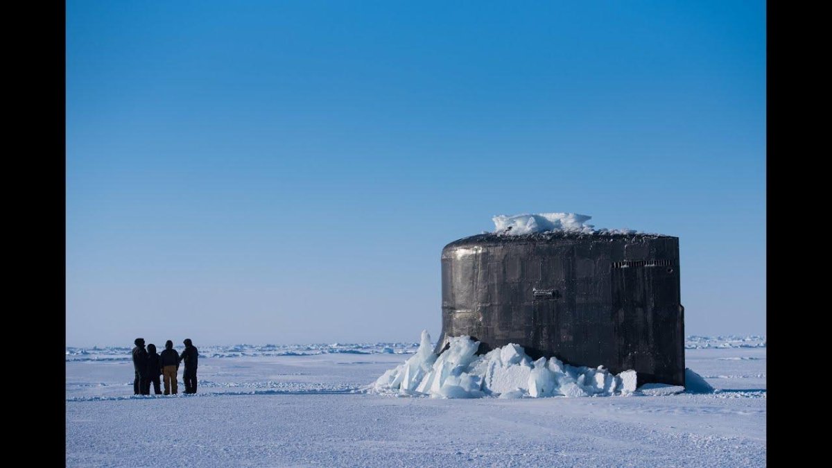 Подводные лодки в Арктике