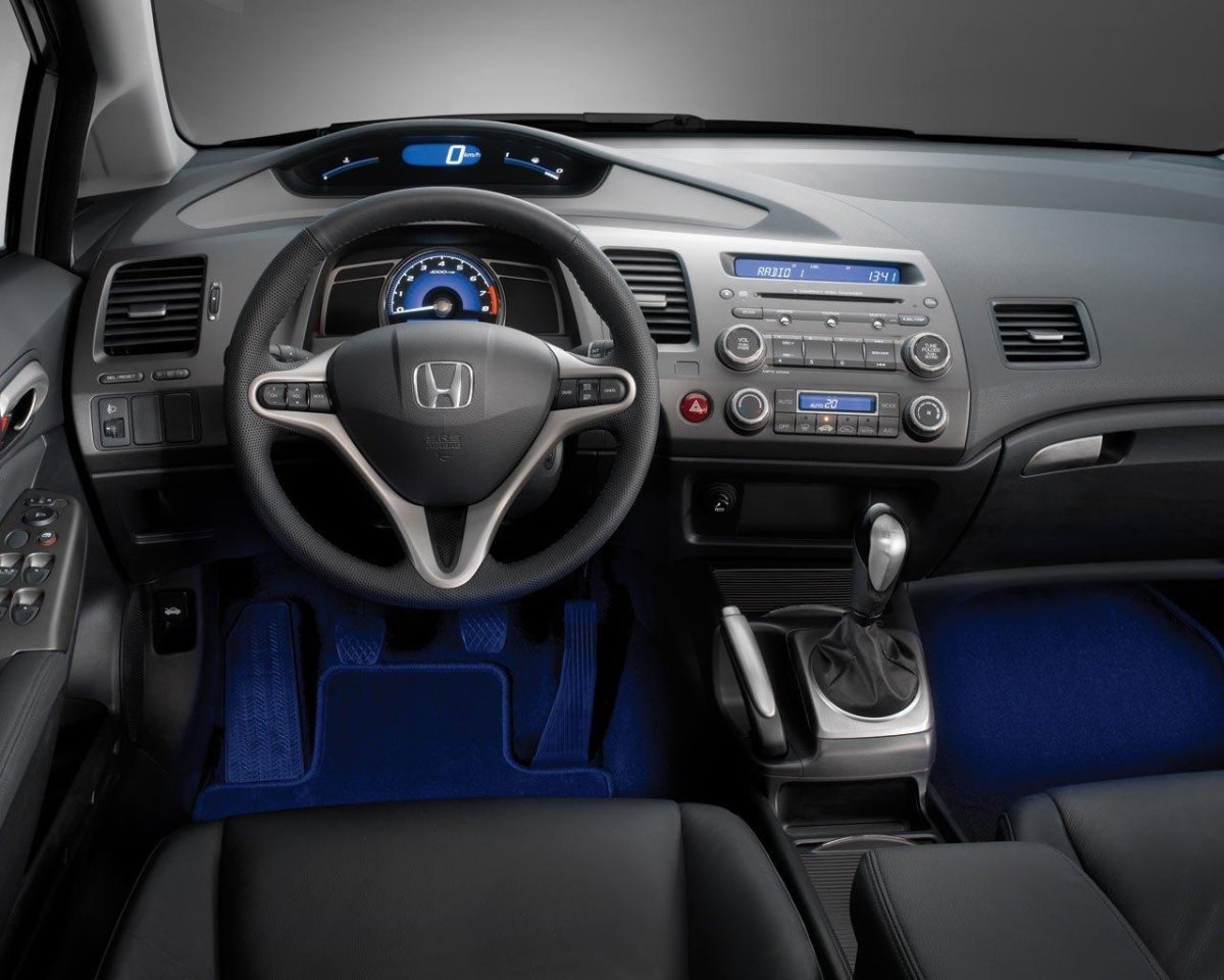 Хонда Цивик 2008 седан салон