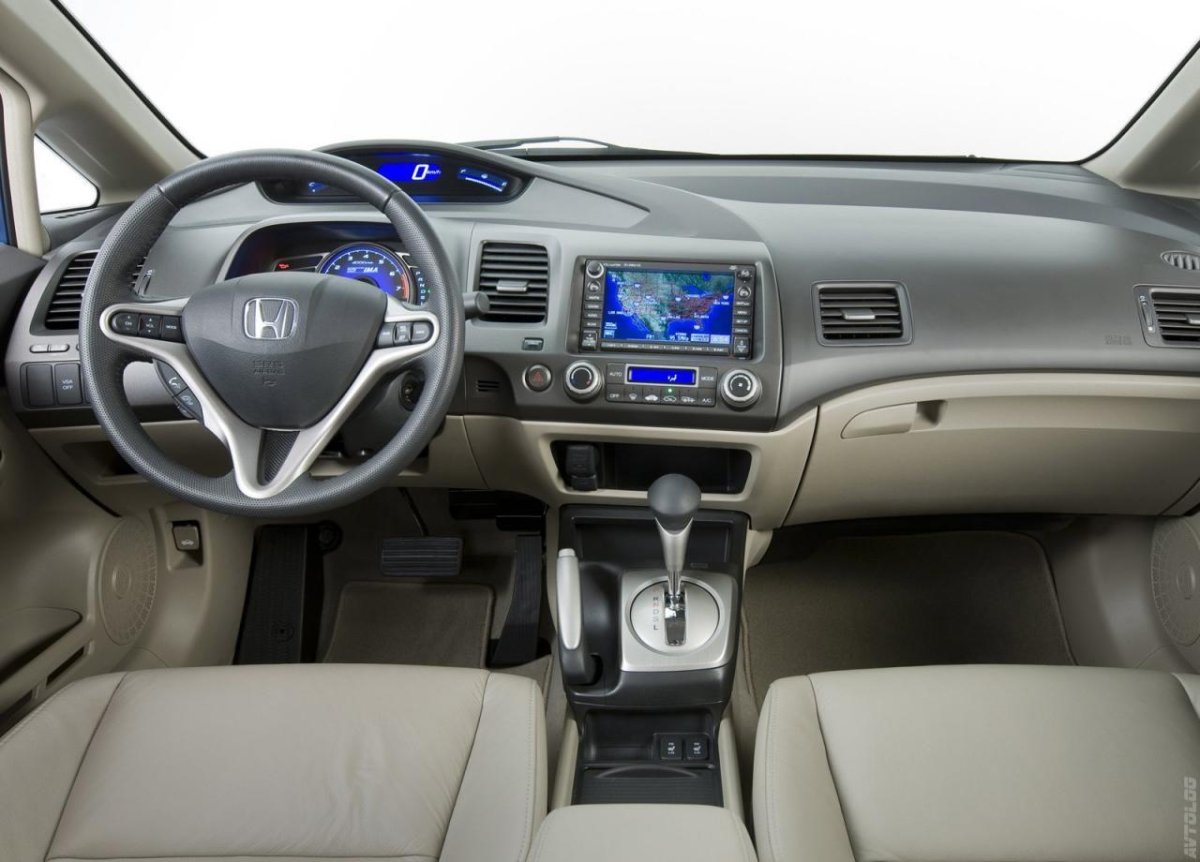 Honda Civic Hybrid 2008 салон