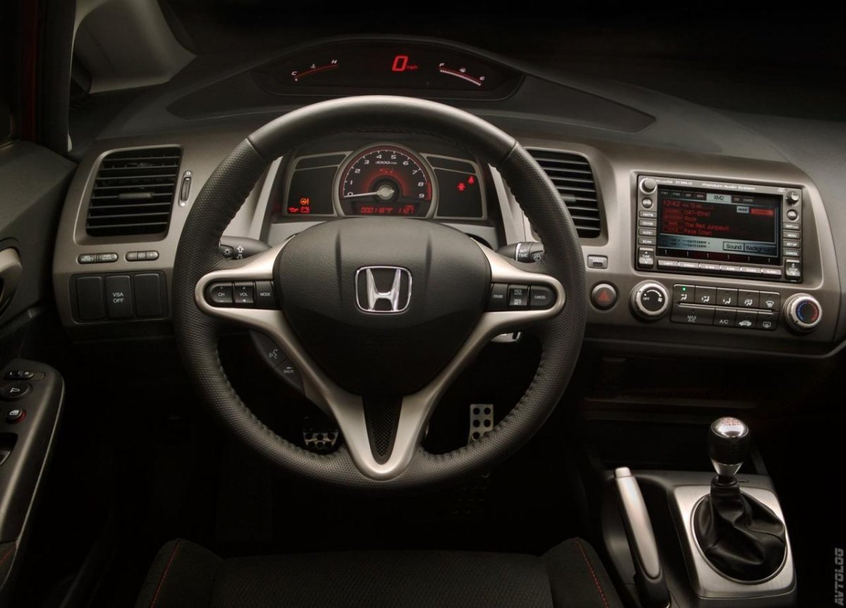 Honda Civic 2007 седан салон