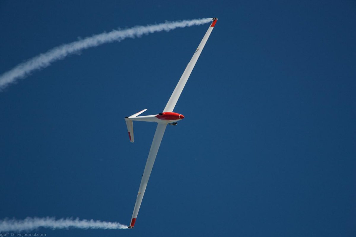 Планер в небе