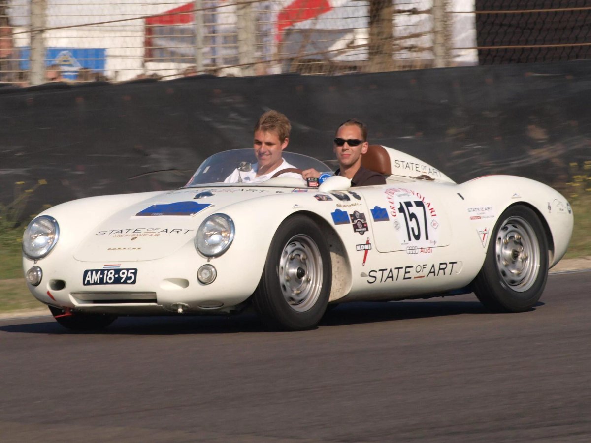 Coachwerks Carrera 550 Spyder