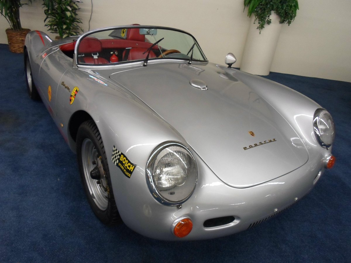 Porsche 550 Spyder Replica