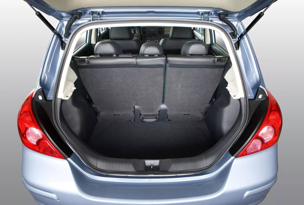 Багажник Ниссан Тиида хэтчбек