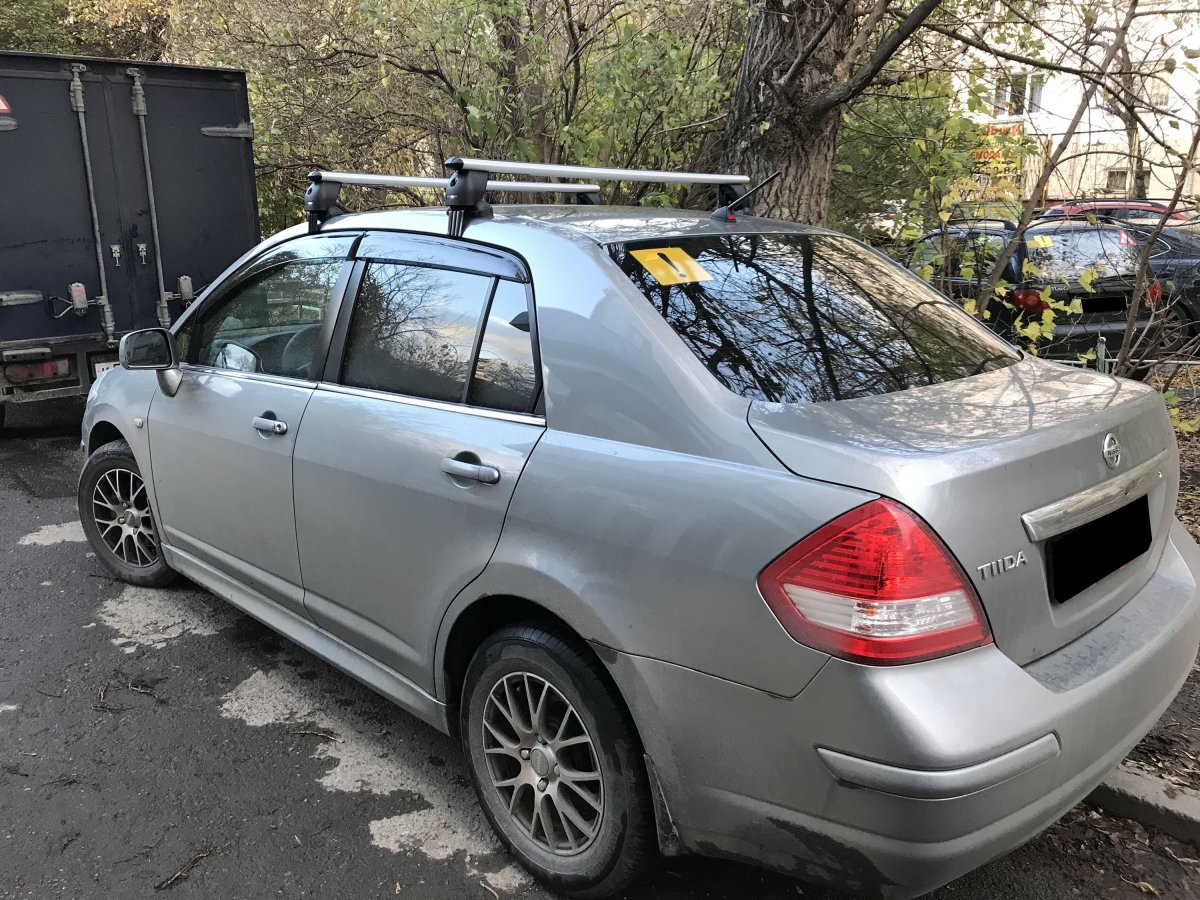 Багажник на крышу Ниссан Тиида с11 седан