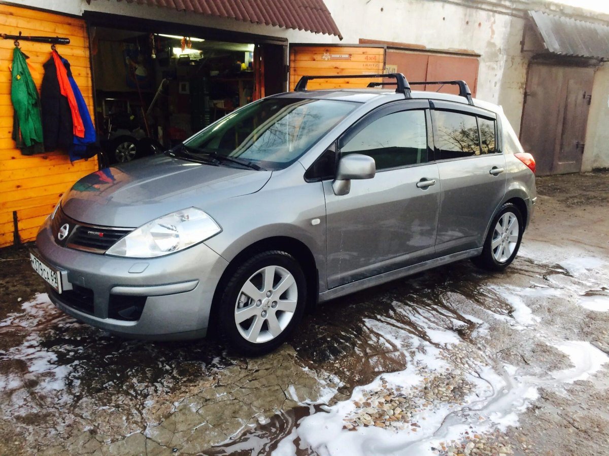 Ниссан Тиида 2008 хэтчбек рейлинги