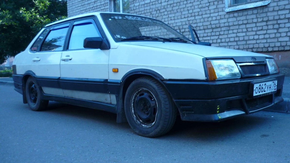 Lada Diva