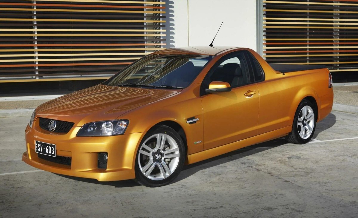 Холден Коммодор ute