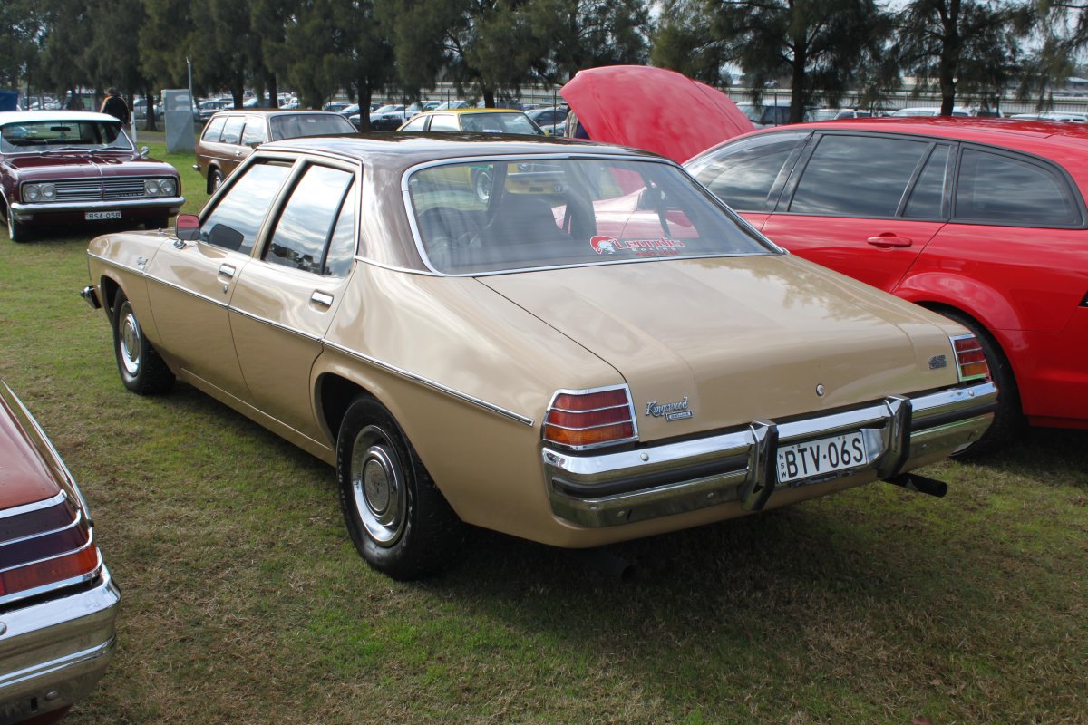 1975 Holden hj Kingswood sedan 308
