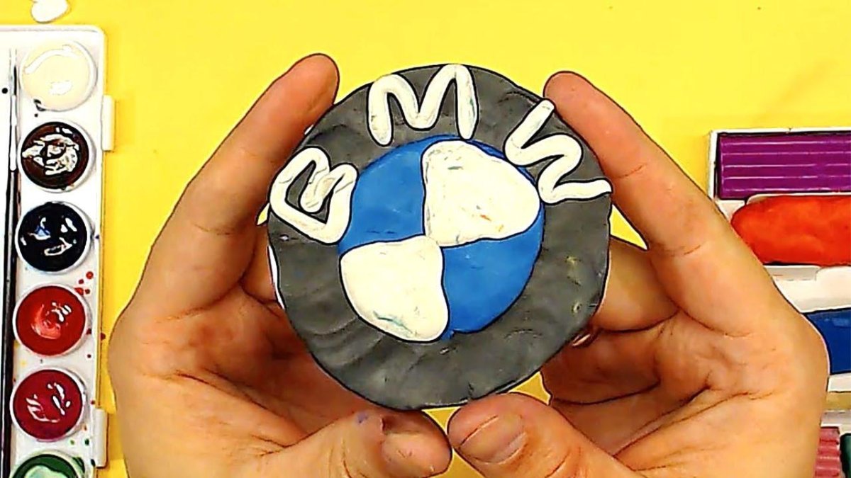 БМВ из пластилина для детей