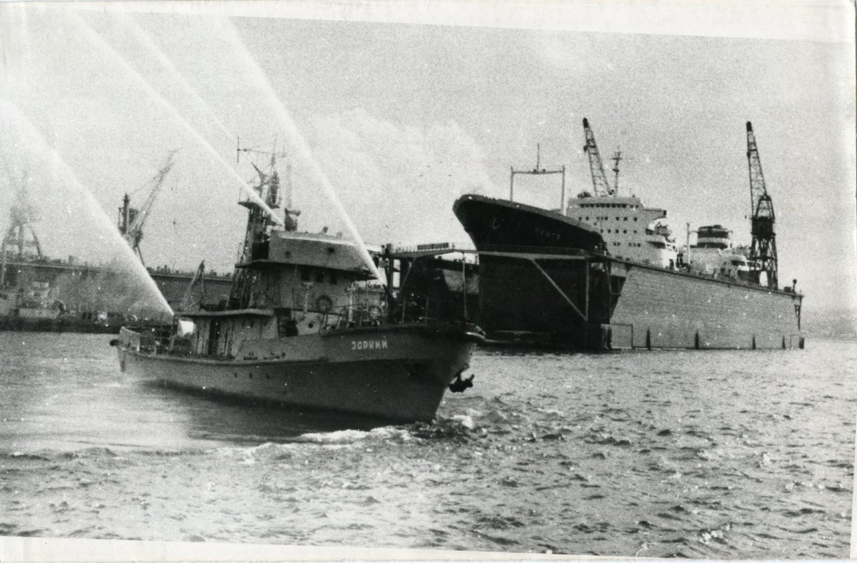 23 Марта 1962 года в Новороссийском порту пожар на танкере