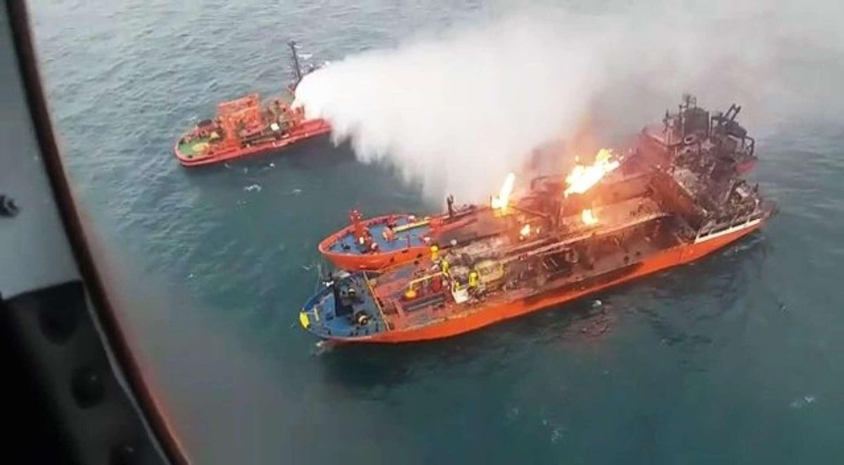 Танкер в Керченском проливе