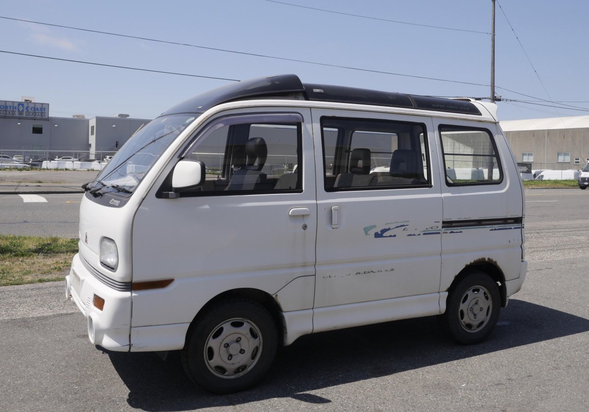 Mitsubishi Bravo 4wd