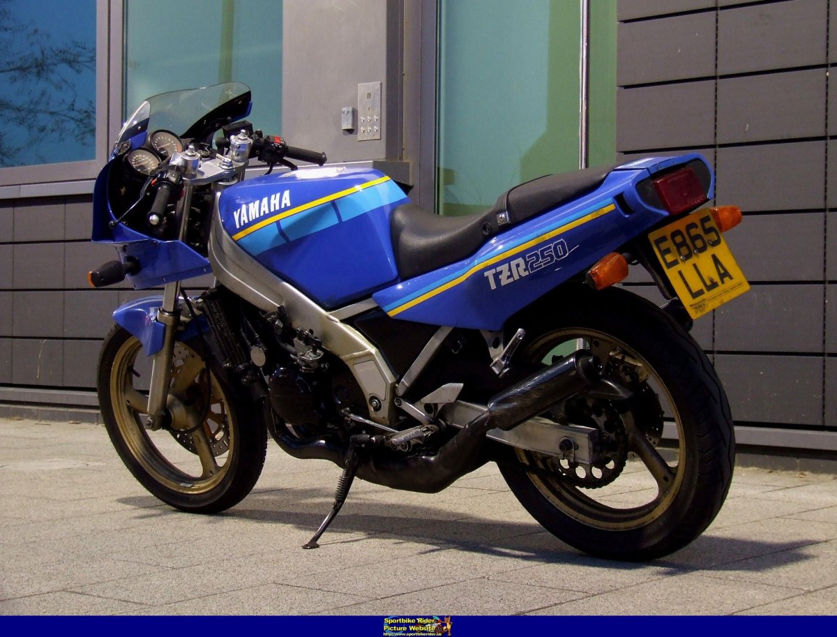 Ямаха TZR 250 1987