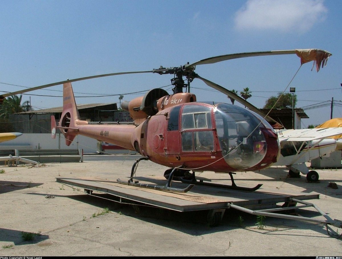 Вертолет sa 342 Gazelle