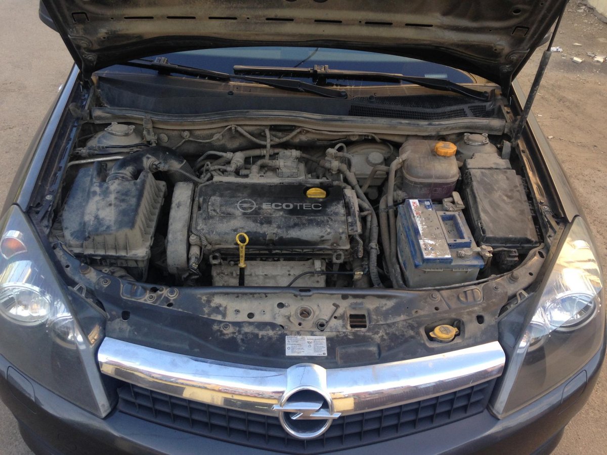 Opel Astra g 1.6 подкапотка