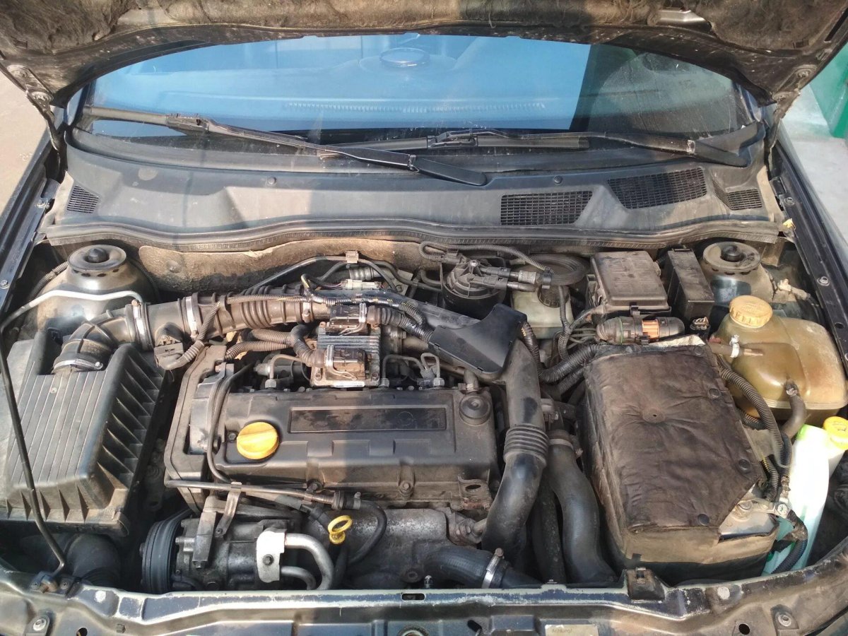 Opel Astra g 2000 под капотом