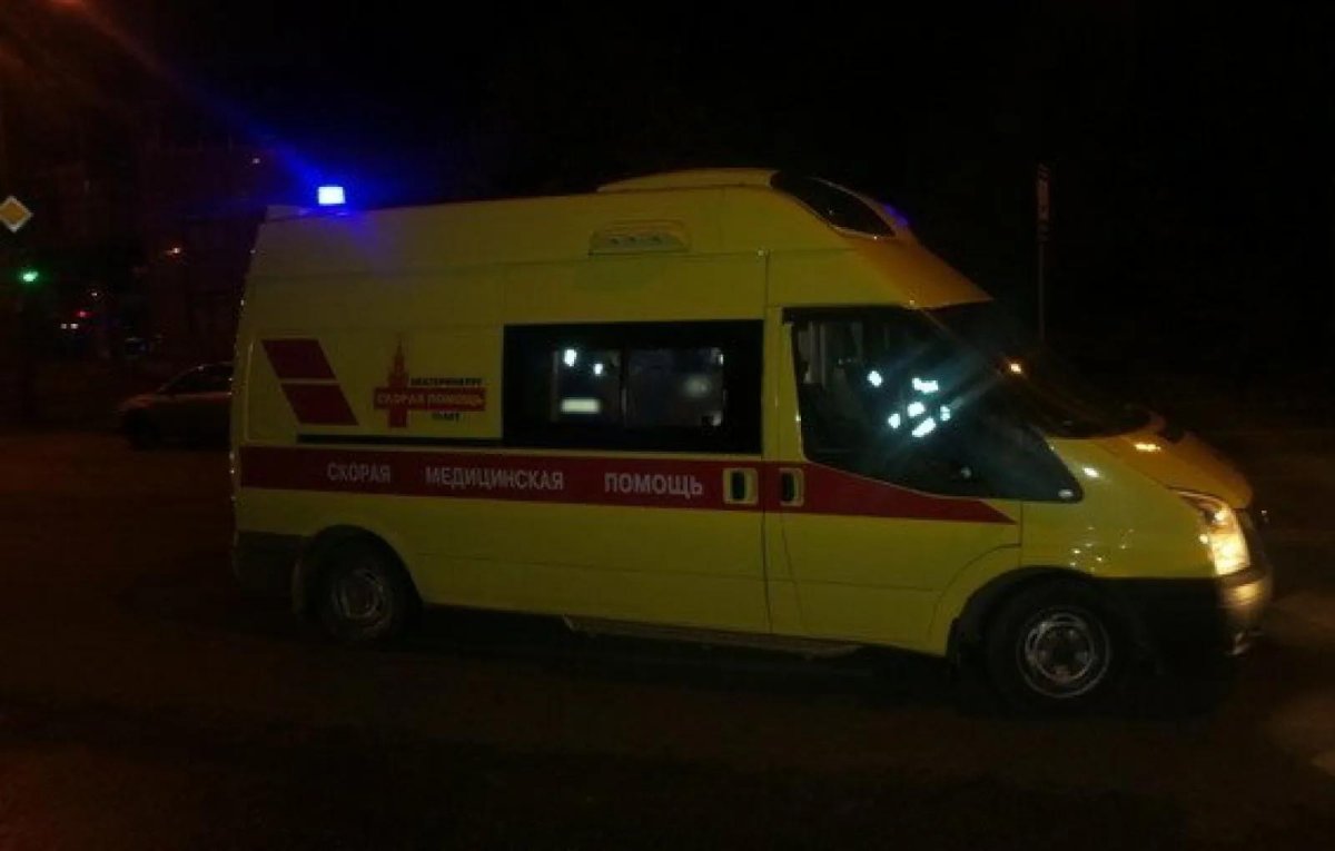 Скорая ночью