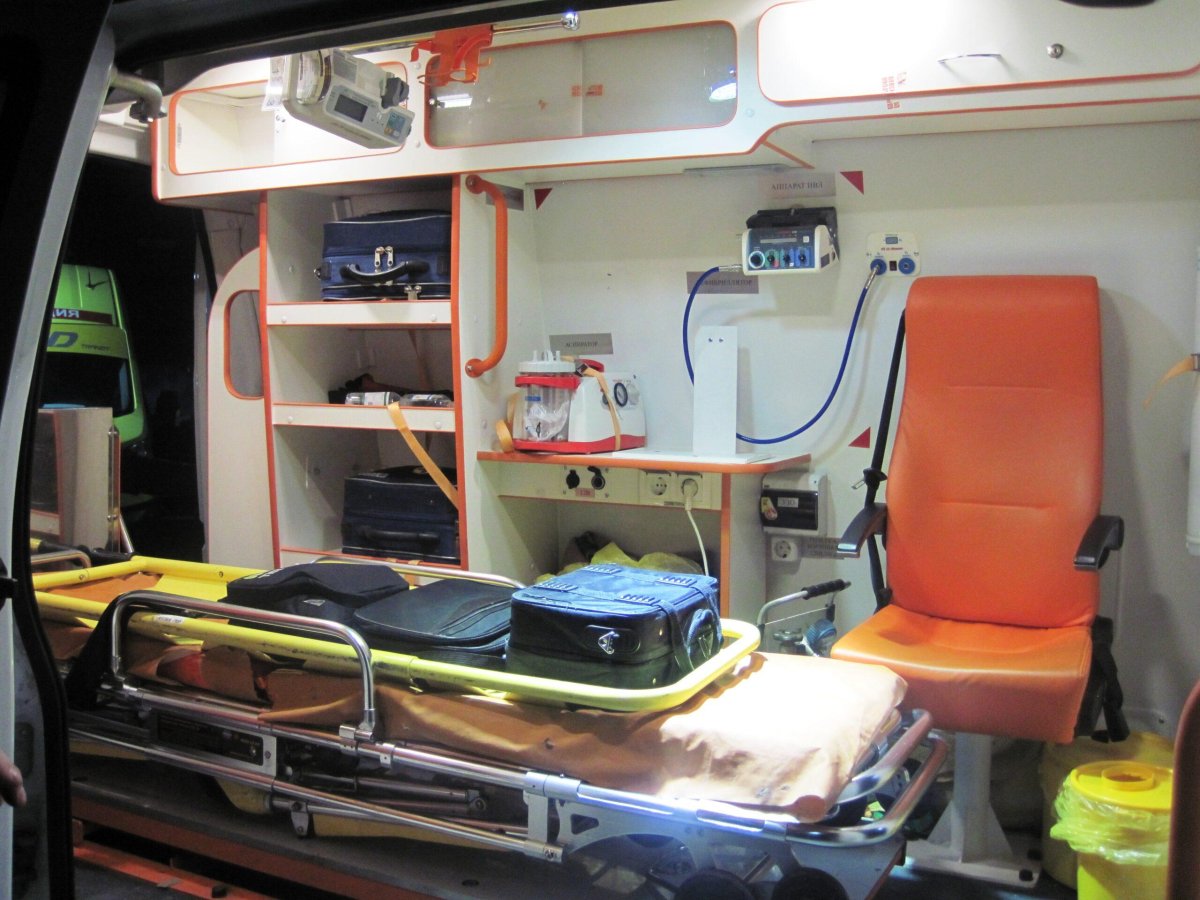 Газель скорая салон 2008