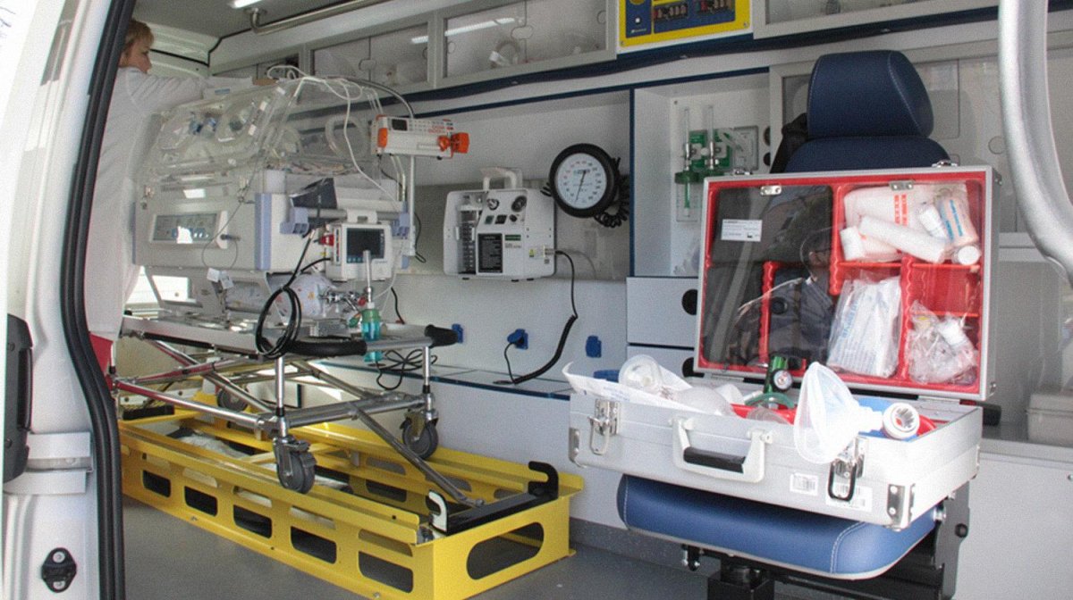 Реанимобиль СМП внутри