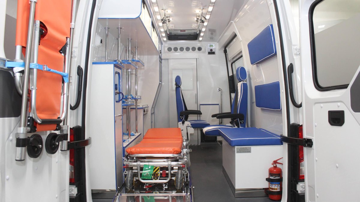 Газель Некст реанимобиль салон