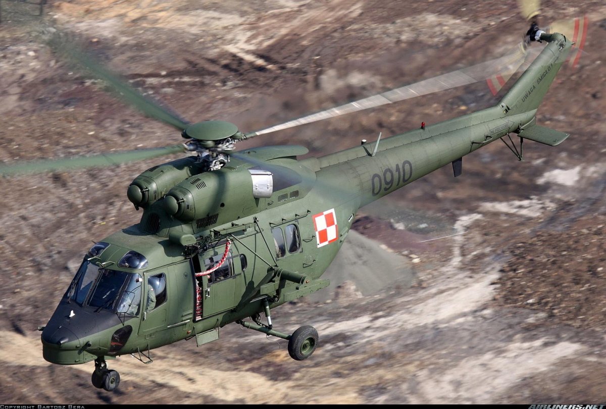 Вертолет PZL W-3 Sokół