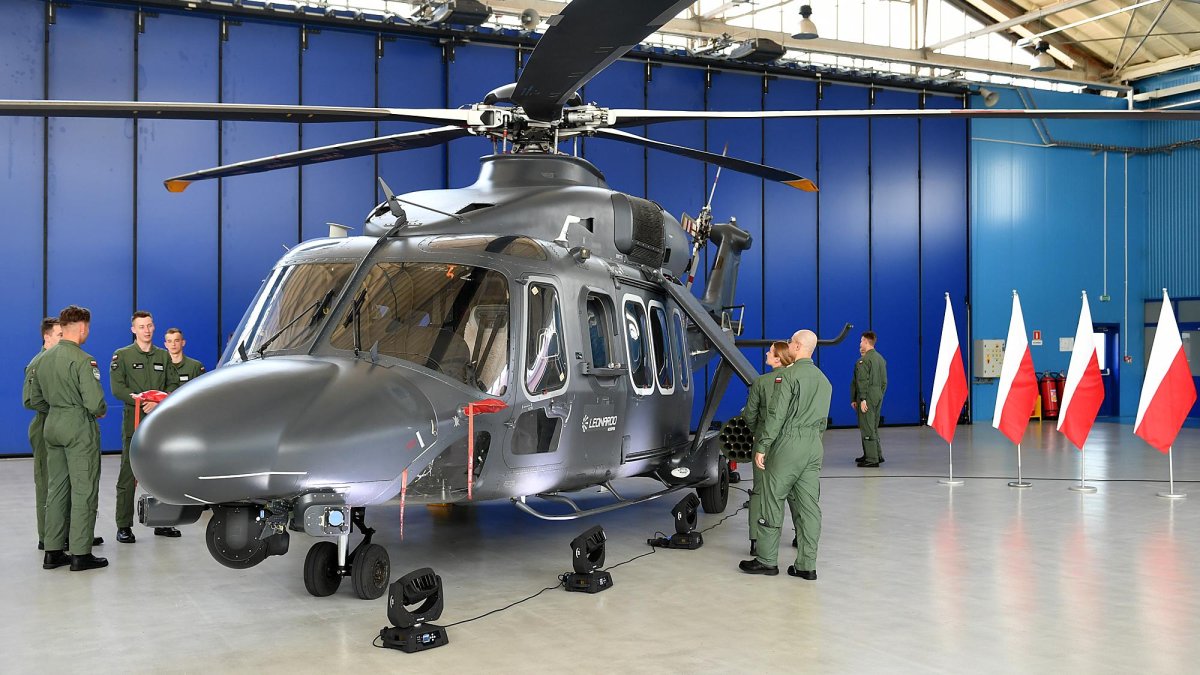 AGUSTAWESTLAND aw149