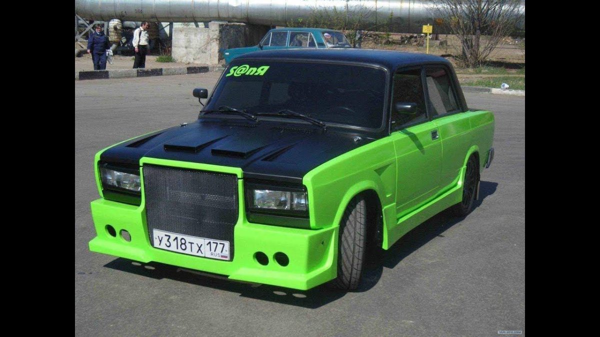 Тюнинговый ВАЗ 2107
