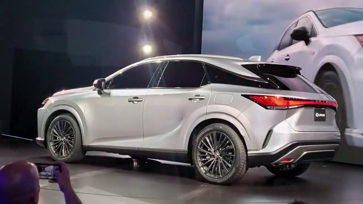 Lexus rx350 2022 новый