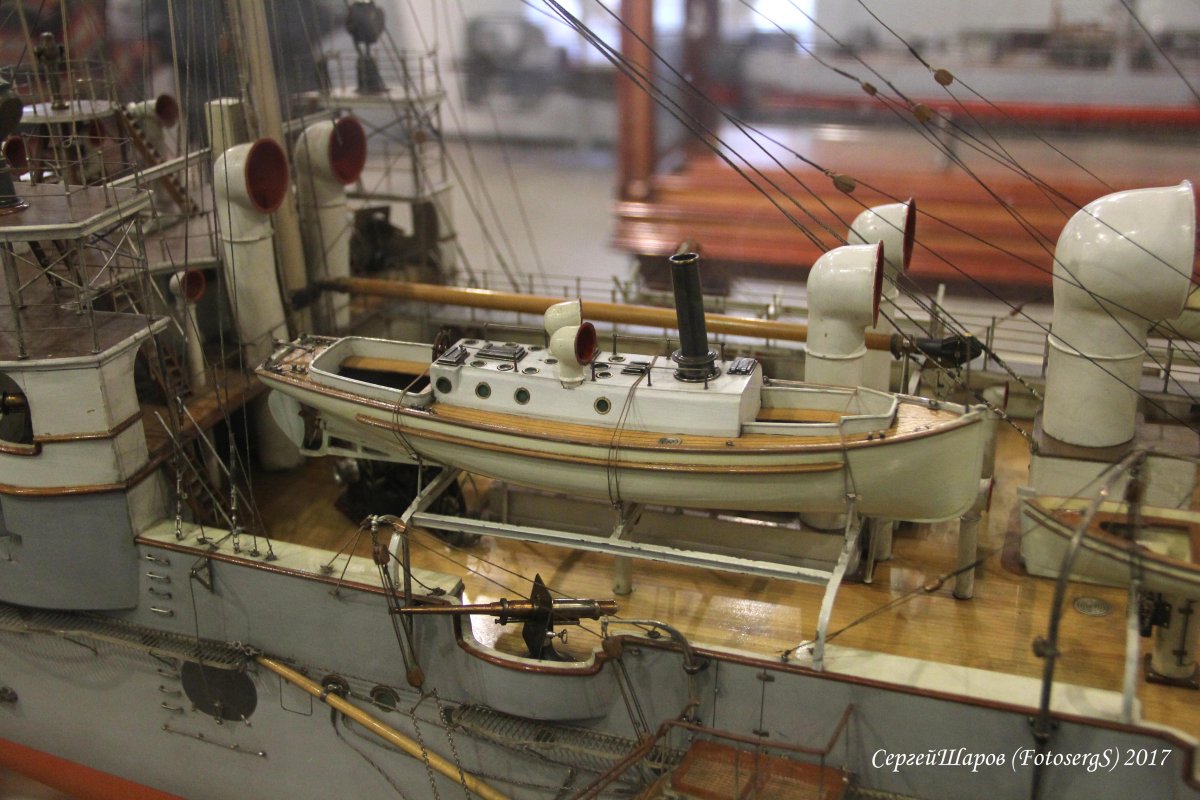 Крейсер богатырь модель ЦВММ