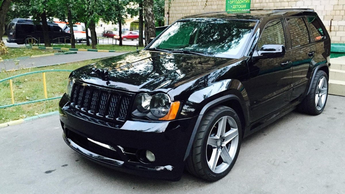 Jeep Grand Cherokee srt 2006