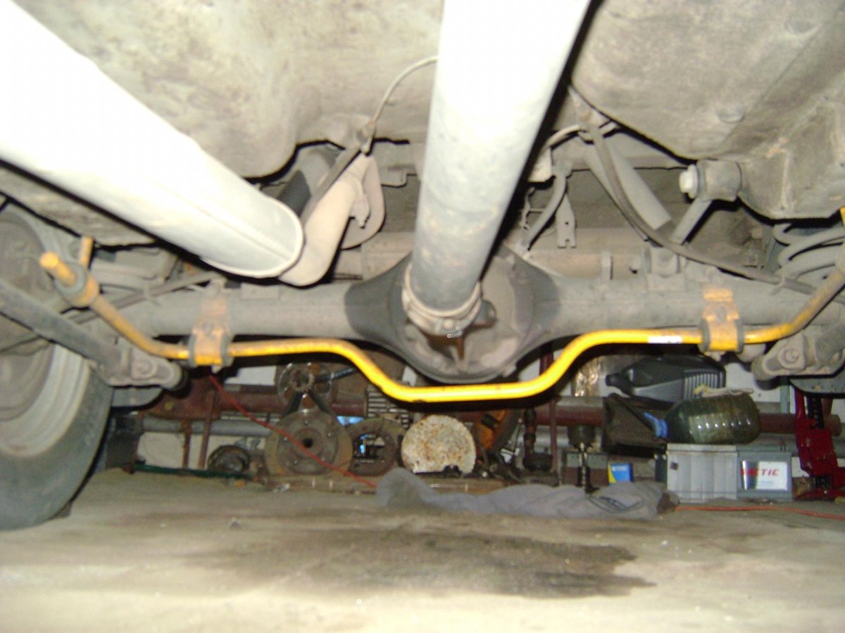 Привод раздатки Шевроле Нива