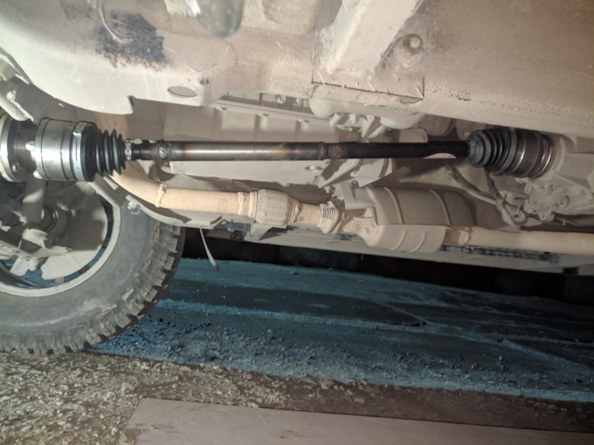 Шевроле Нива карданный шрус