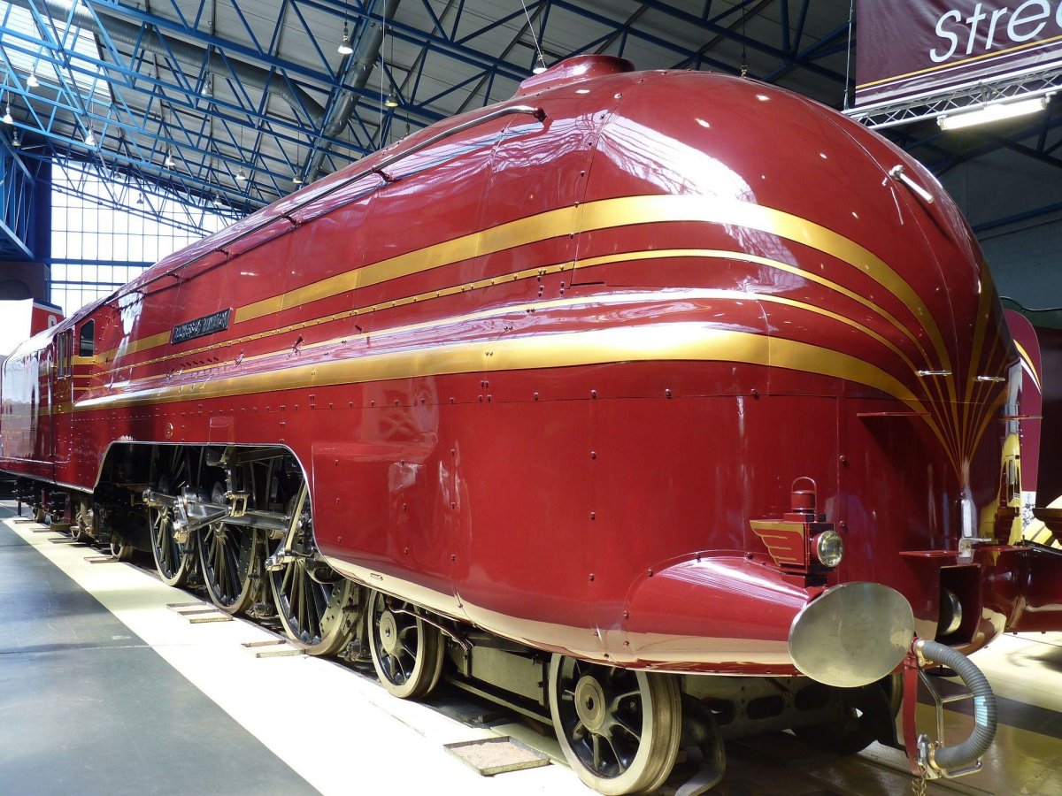 Герцогиня Гамильтон паровоз