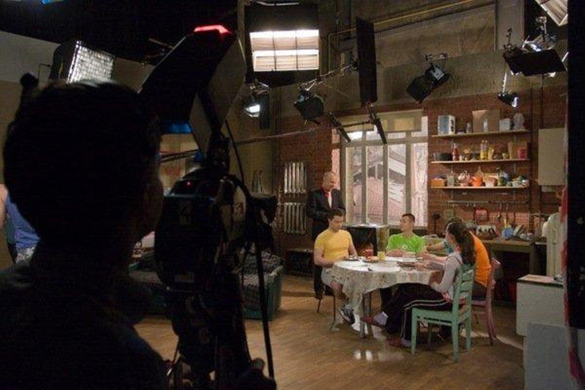 Павильон сериала универ