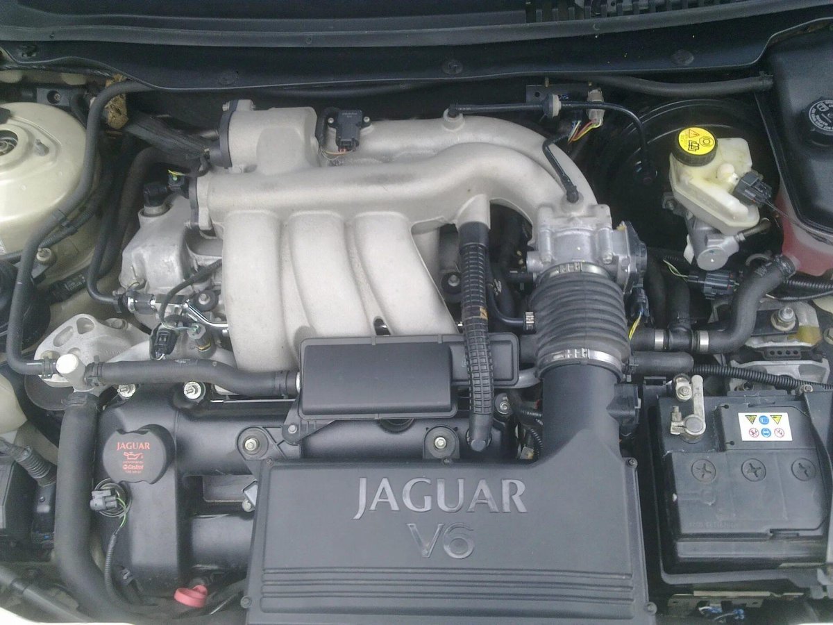 Jaguar x Type 2.1 и 2.5 двигатель
