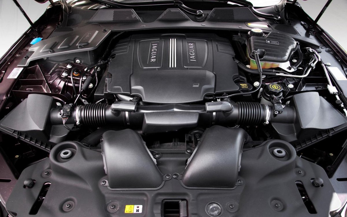 Jaguar XJ мотор