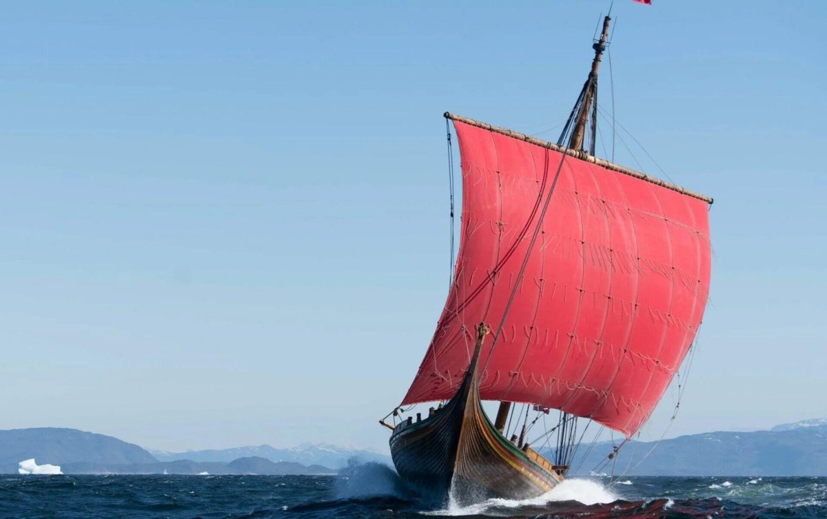 Дракар Парус